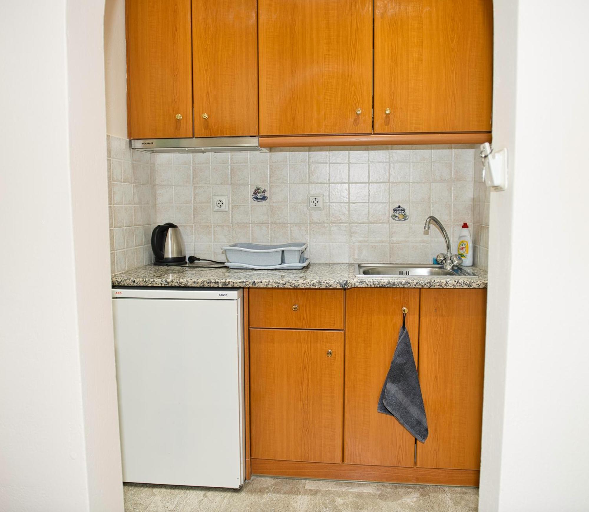 Villa Nikos Karamolegkos Kamari Экстерьер фото